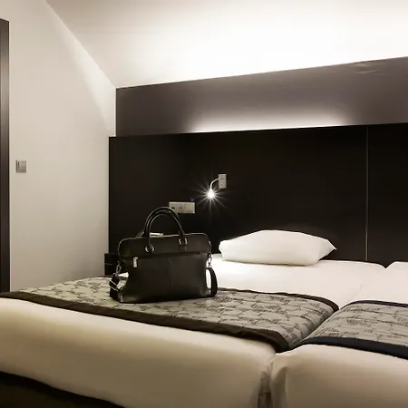 Brussels East 4* Woluwe-Saint-Lambert