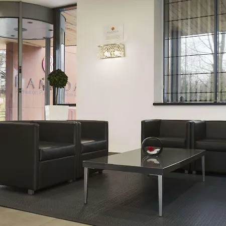 East Woluwe Hotel 4*