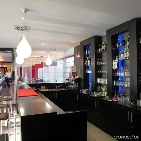 Hotel East Woluwe 4*